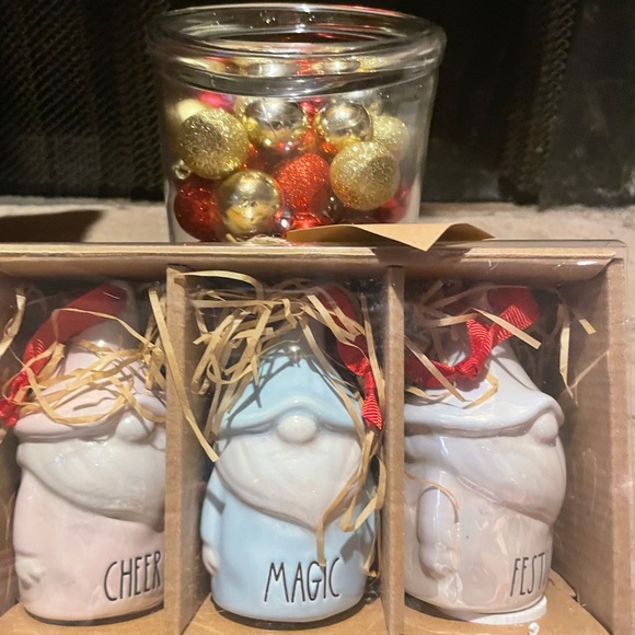 NEW! Rae Dunn Set of 3 Ceramic Gnome Ornaments (Cheer, Magic and Festive) - Picture 8 of 9